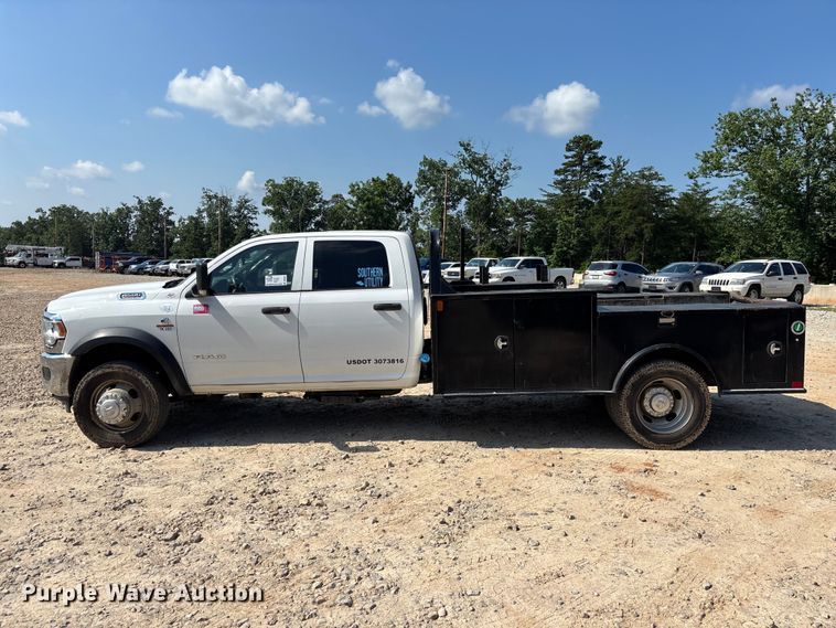 image for item DU6331 2021 RAM 4500 Crew Cab flatbed truck