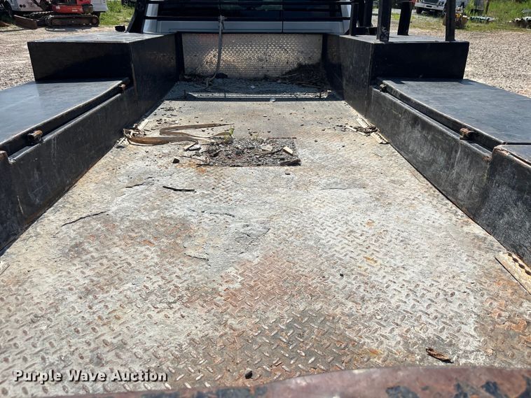 image for item DU6331 2021 RAM 4500 Crew Cab flatbed truck