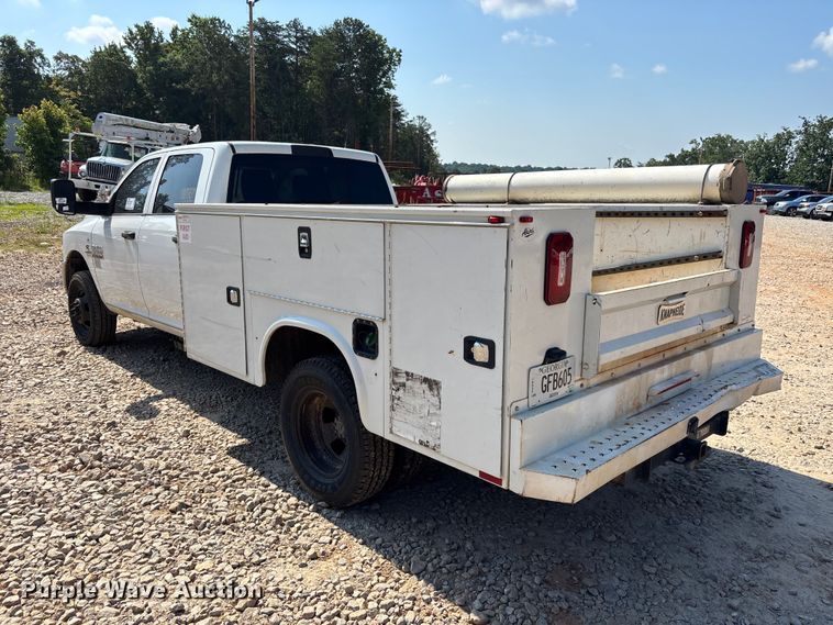 image for item DU6332 2018 RAM 3500 Crew Cab utility bed pickup truck
