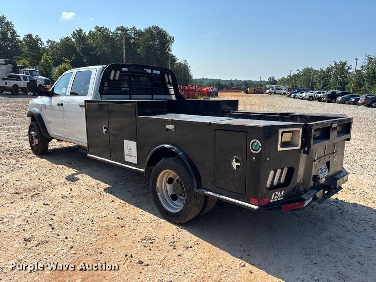 image for item DU6333 2020 RAM 5500 Crew Cab flatbed truck