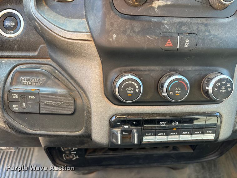 image for item DU6333 2020 RAM 5500 Crew Cab flatbed truck