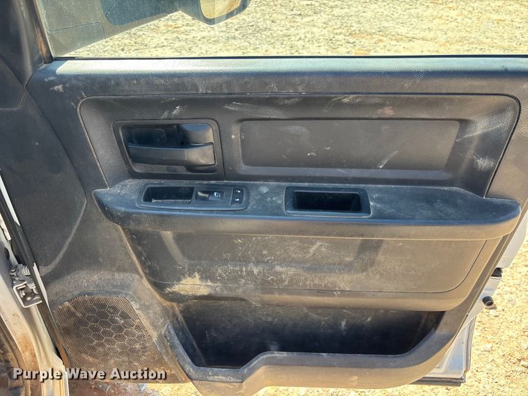 image for item DU6333 2020 RAM 5500 Crew Cab flatbed truck