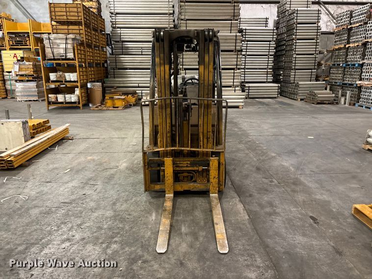 image for item DU6354 2007 Yale GLC050VXNURE083 forklift