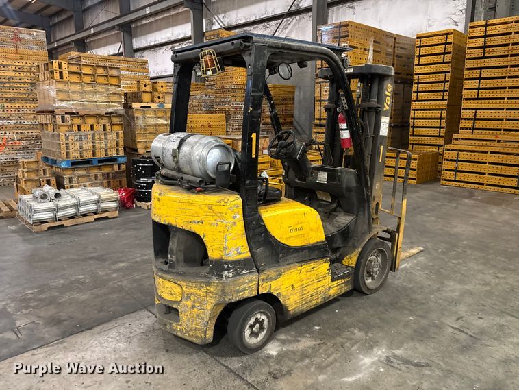 image for item DU6354 2007 Yale GLC050VXNURE083 forklift