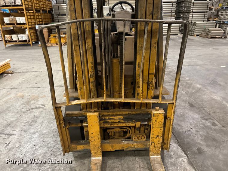 image for item DU6354 2007 Yale GLC050VXNURE083 forklift