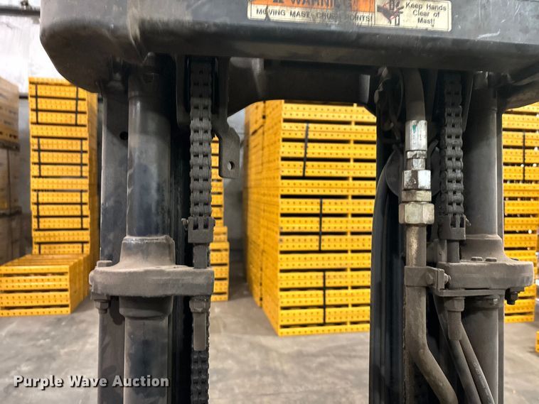 image for item DU6354 2007 Yale GLC050VXNURE083 forklift