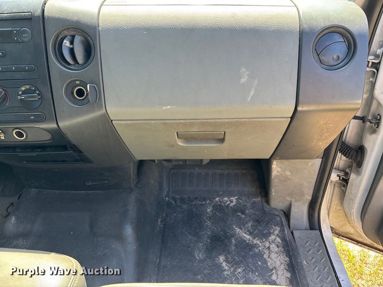 image for item DU6357 2007 Ford F150 Ext. Cab pickup truck