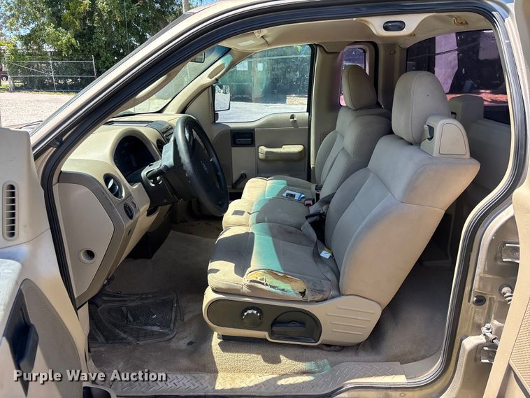 image for item DU6358 2006 Ford F150 pickup truck