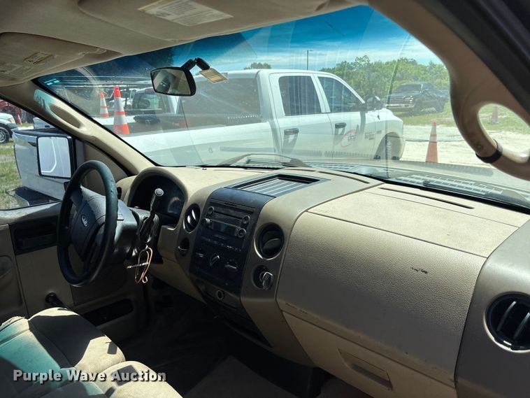 image for item DU6358 2006 Ford F150 pickup truck