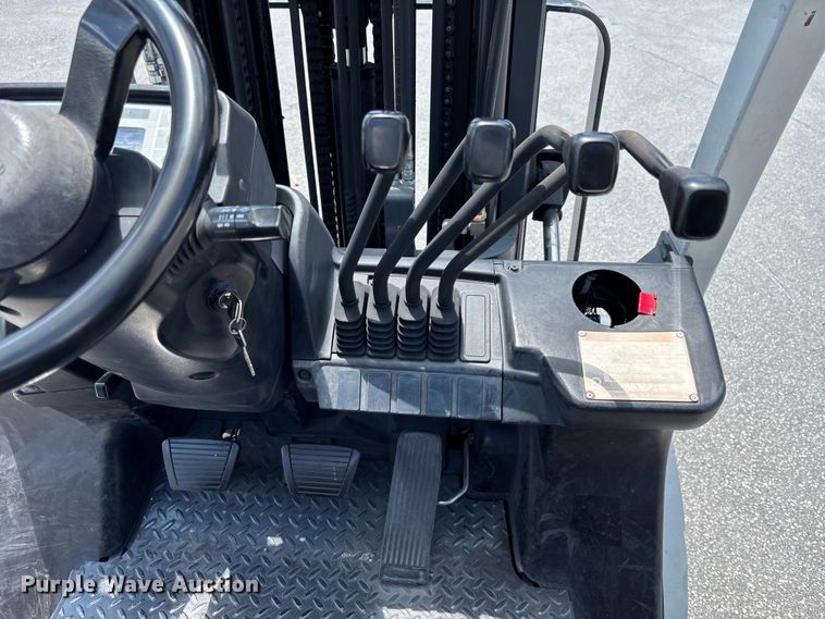 image for item DU6360 2016 UniCarriers PF50 forklift
