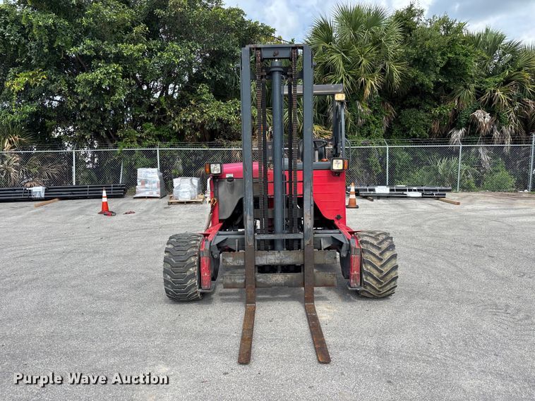 image for item DU6372 2013 Moffet M55 forklift