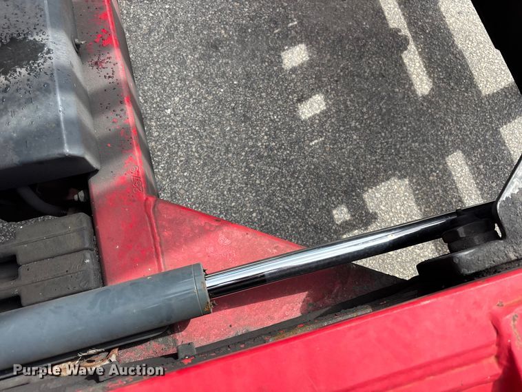image for item DU6372 2013 Moffet M55 forklift