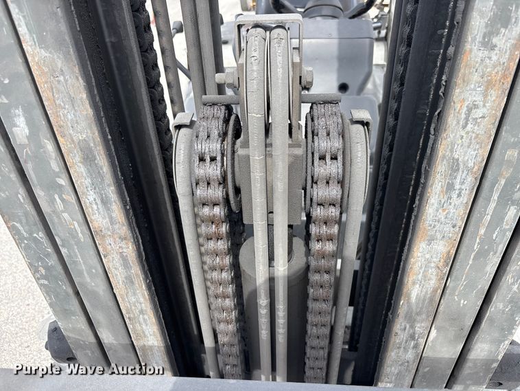 image for item DU6374 2018 Unicarriers PF70 forklift