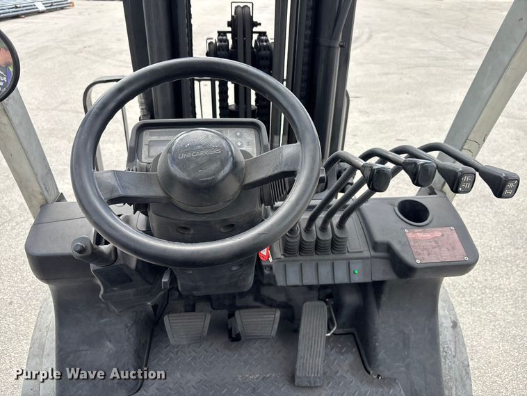 image for item DU6374 2018 Unicarriers PF70 forklift