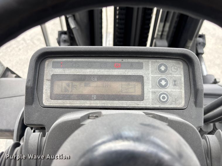 image for item DU6374 2018 Unicarriers PF70 forklift
