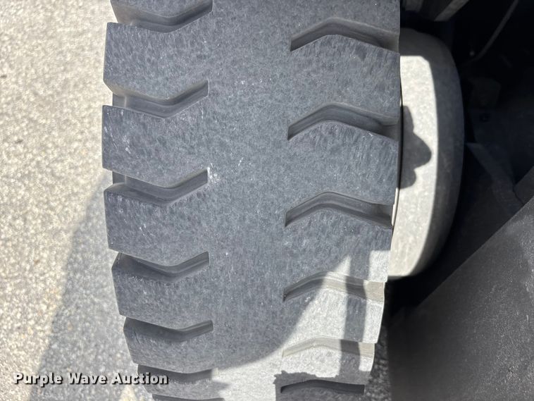 image for item DU6374 2018 Unicarriers PF70 forklift