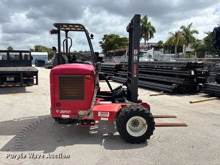 image for item DU6375 2016 Moffet M8 55.3 forklift