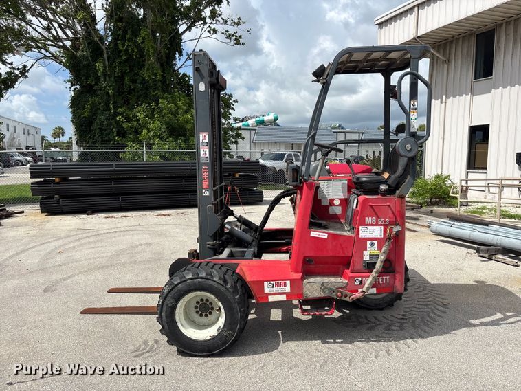 image for item DU6375 2016 Moffet M8 55.3 forklift