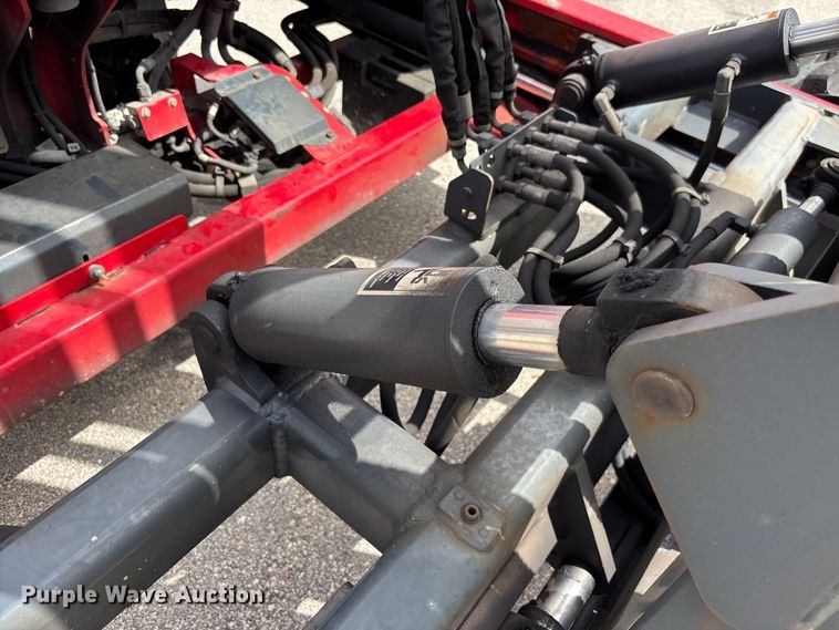 image for item DU6375 2016 Moffet M8 55.3 forklift
