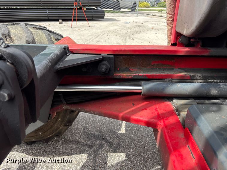 image for item DU6375 2016 Moffet M8 55.3 forklift