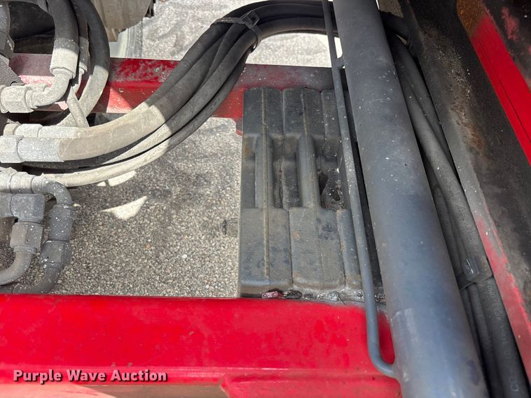 image for item DU6375 2016 Moffet M8 55.3 forklift