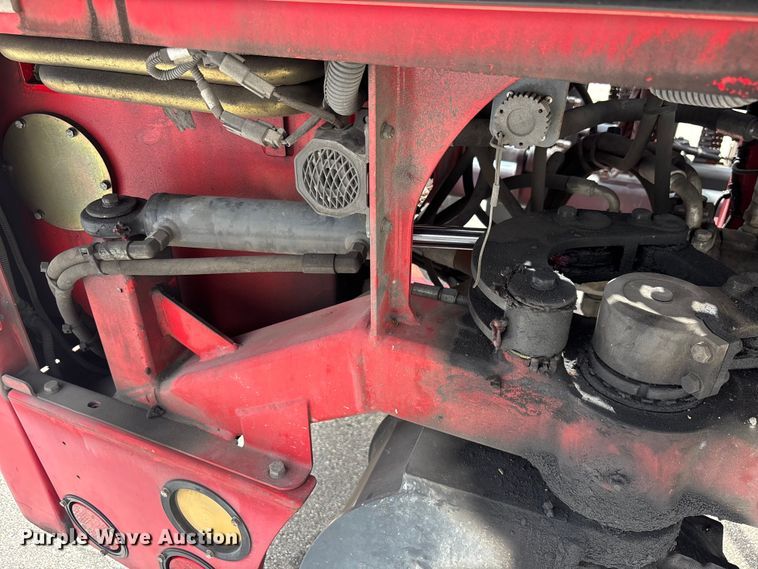 image for item DU6375 2016 Moffet M8 55.3 forklift