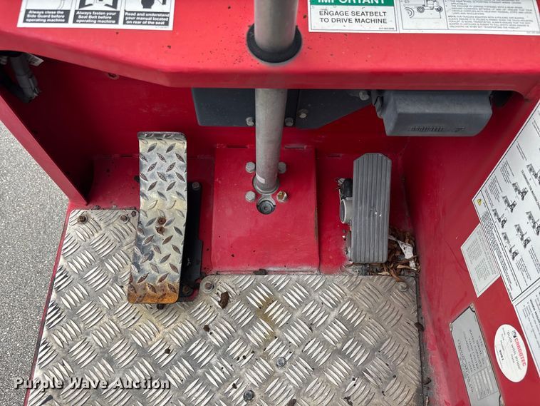 image for item DU6375 2016 Moffet M8 55.3 forklift
