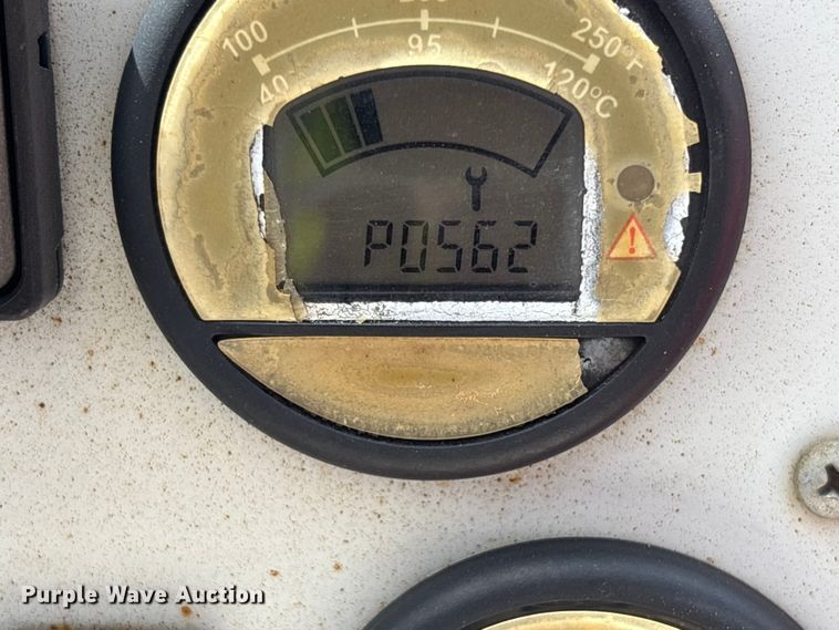 image for item DU6375 2016 Moffet M8 55.3 forklift