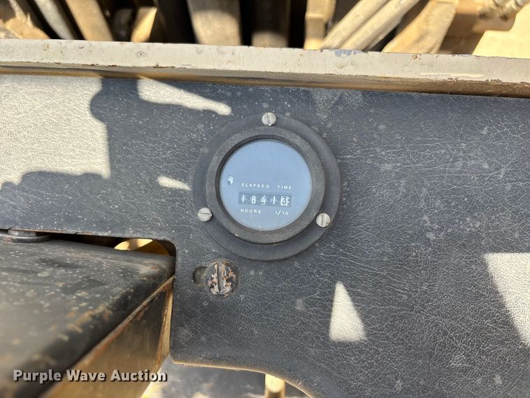 image for item DV4390 Allis Chalmers ACC30 forklift