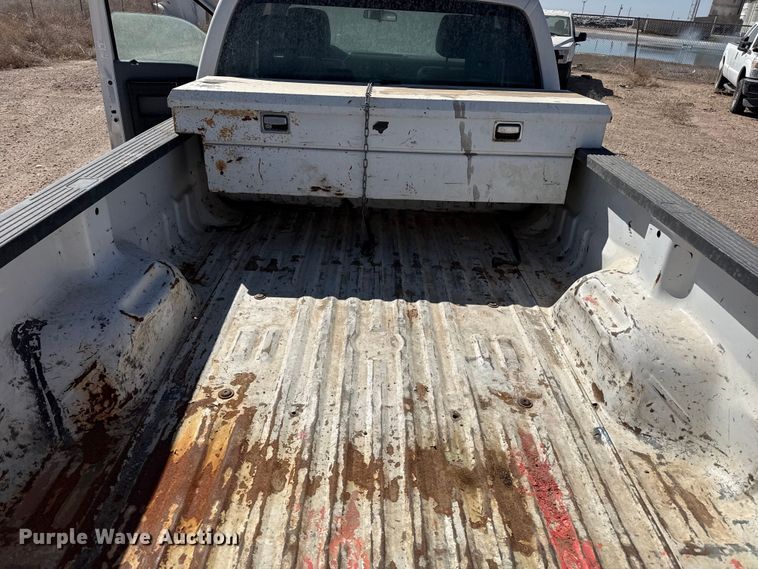 image for item DZ5384 2016 Ford F250 Super Duty Ext. Cab pickup truck