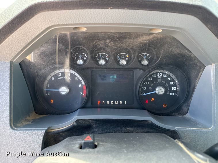 image for item DZ5384 2016 Ford F250 Super Duty Ext. Cab pickup truck