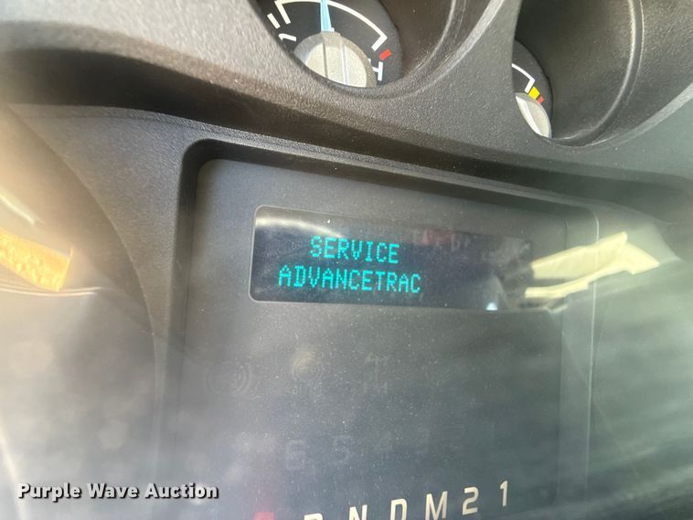 image for item DZ5384 2016 Ford F250 Super Duty Ext. Cab pickup truck