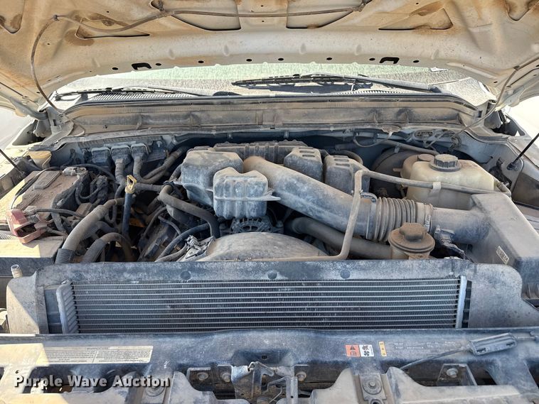 image for item DZ5384 2016 Ford F250 Super Duty Ext. Cab pickup truck
