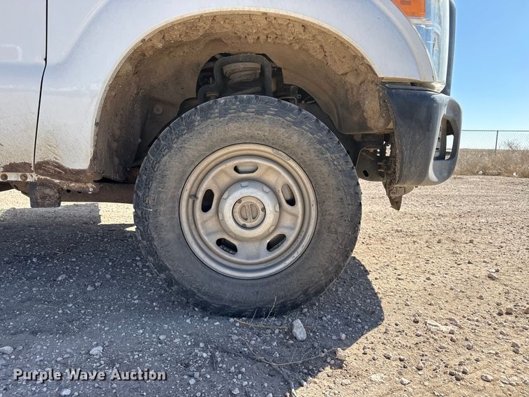 image for item DZ5384 2016 Ford F250 Super Duty Ext. Cab pickup truck