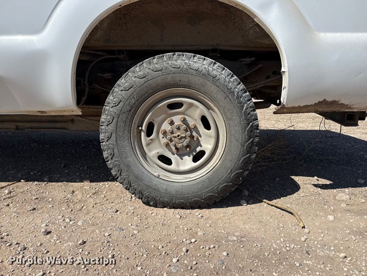 image for item DZ5384 2016 Ford F250 Super Duty Ext. Cab pickup truck