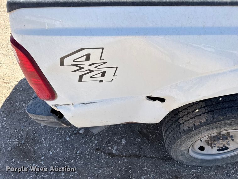 image for item DZ5385 2016 Ford F250 Super Duty Ext. Cab pickup truck