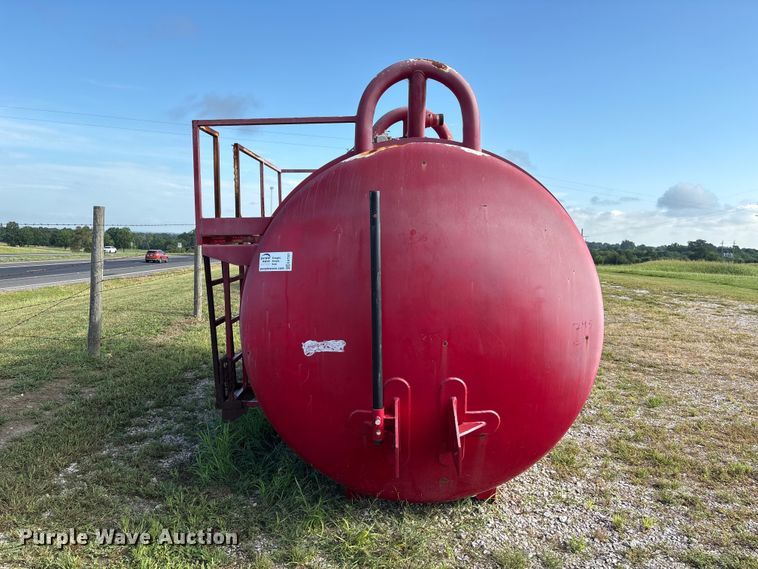 image for item EA7321 2011 Global vacuum Systems, Inc vacuum tank bed