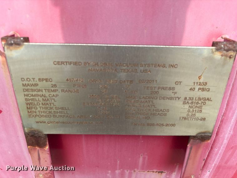 image for item EA7321 2011 Global vacuum Systems, Inc vacuum tank bed