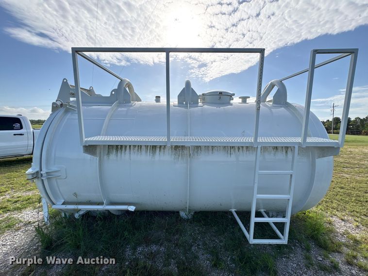 image for item EA7323 Vacuum tank