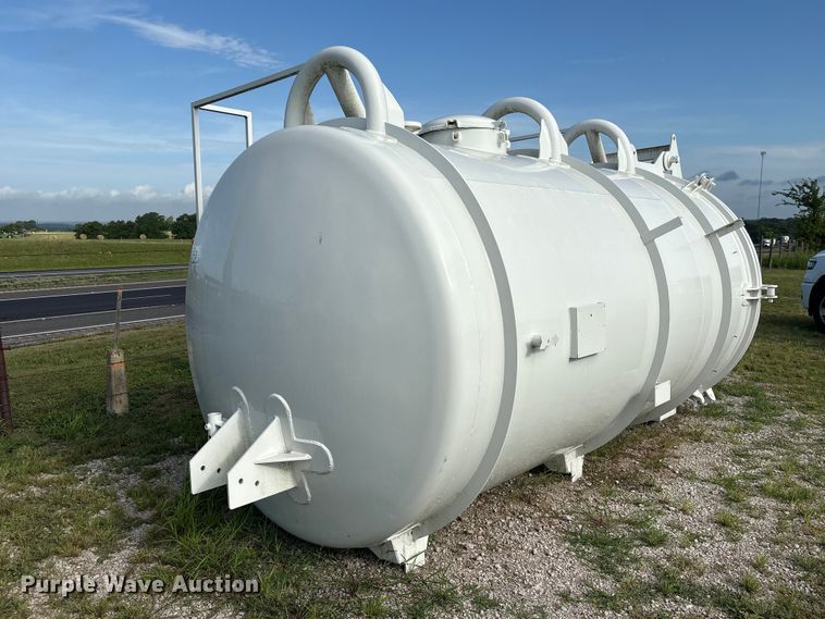 image for item EA7323 Vacuum tank