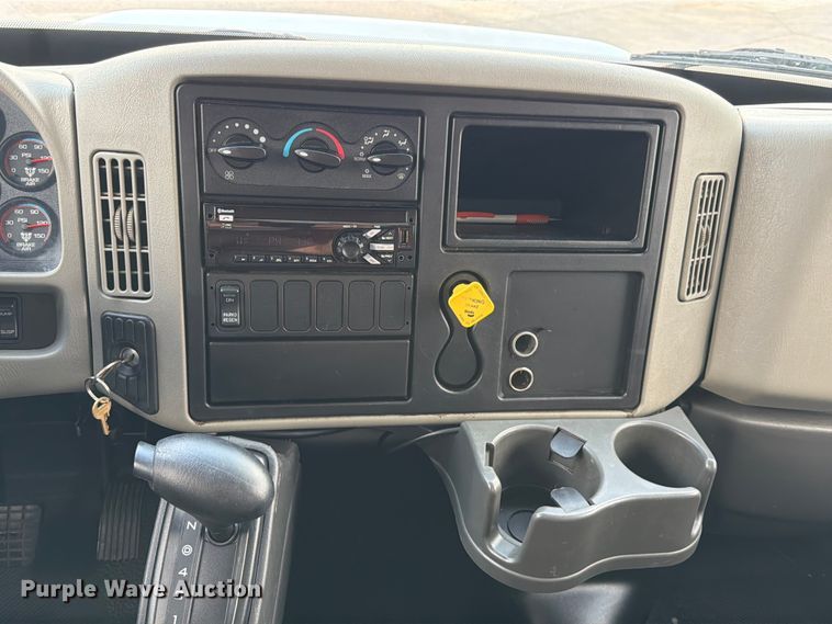 image for item ED5144 2018 International DuraStar 4300 box truck