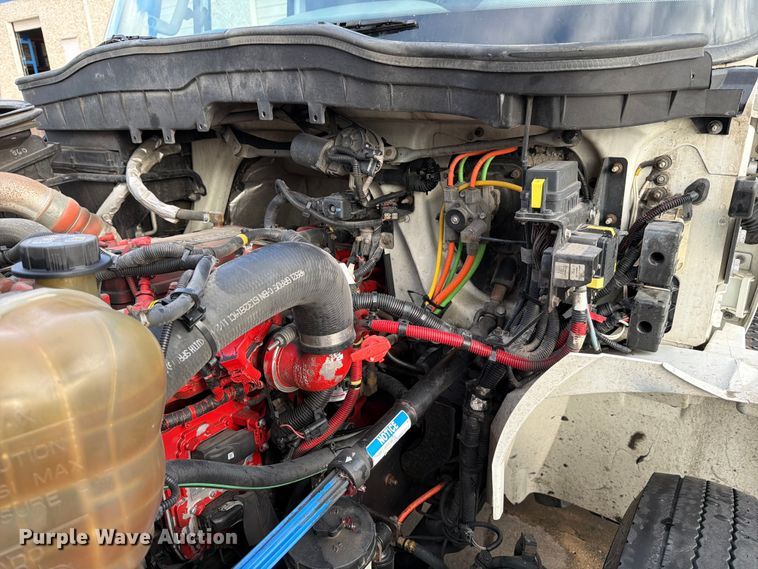 image for item ED5144 2018 International DuraStar 4300 box truck