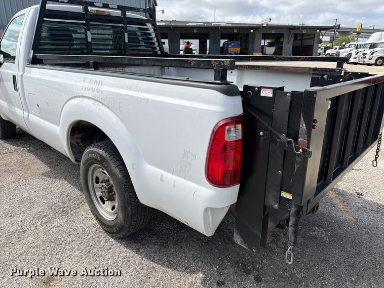 image for item ED5338 2016 Ford F250 Super Duty pickup truck