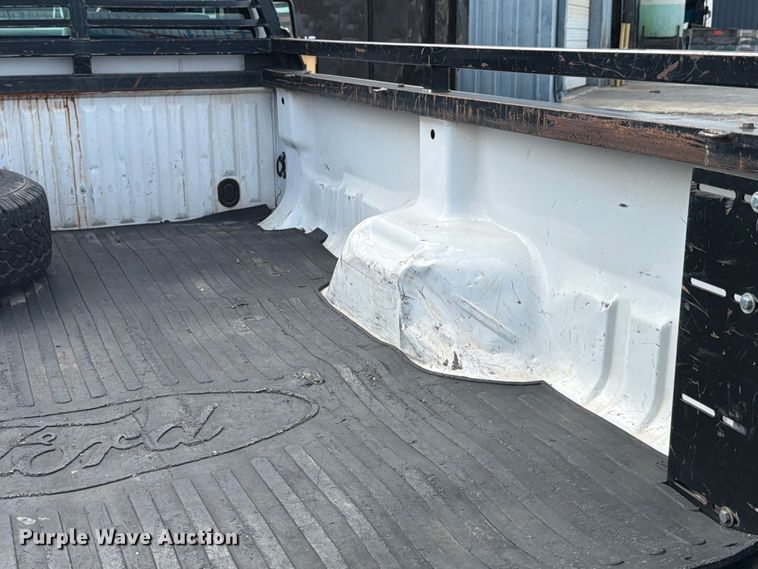image for item ED5338 2016 Ford F250 Super Duty pickup truck