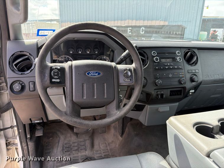 image for item ED5338 2016 Ford F250 Super Duty pickup truck