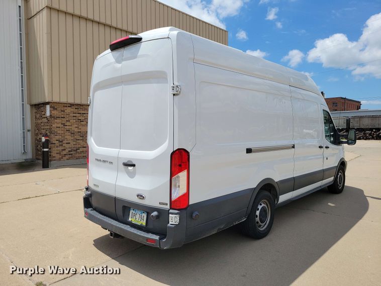 image for item EE1069 2018 Ford Transit 350 van