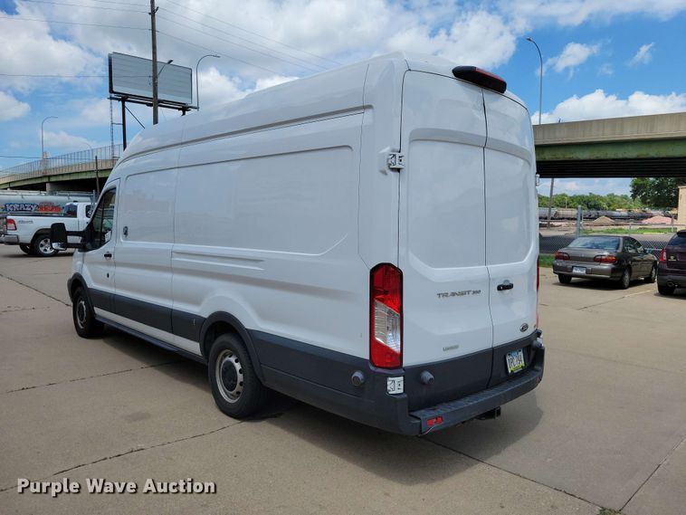 image for item EE1069 2018 Ford Transit 350 van