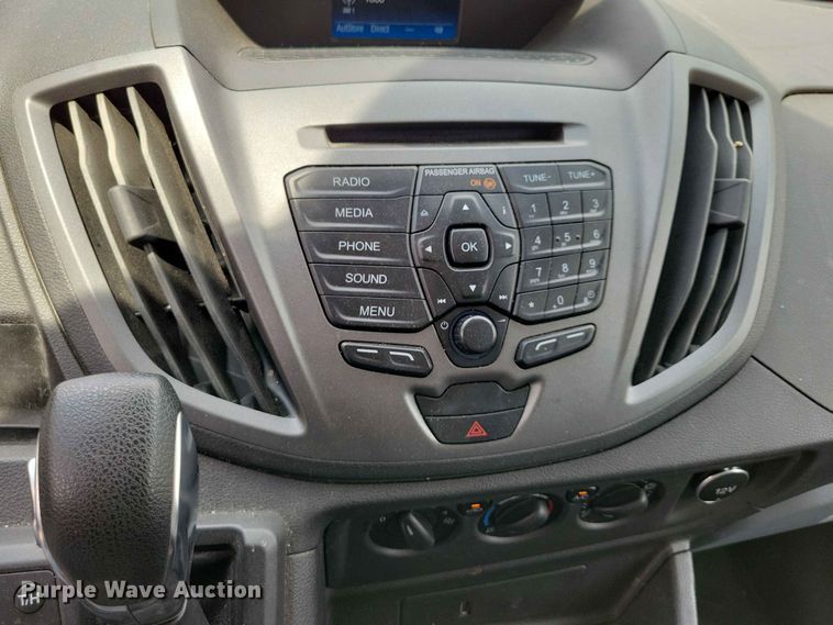 image for item EE1069 2018 Ford Transit 350 van