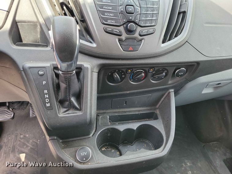 image for item EE1069 2018 Ford Transit 350 van