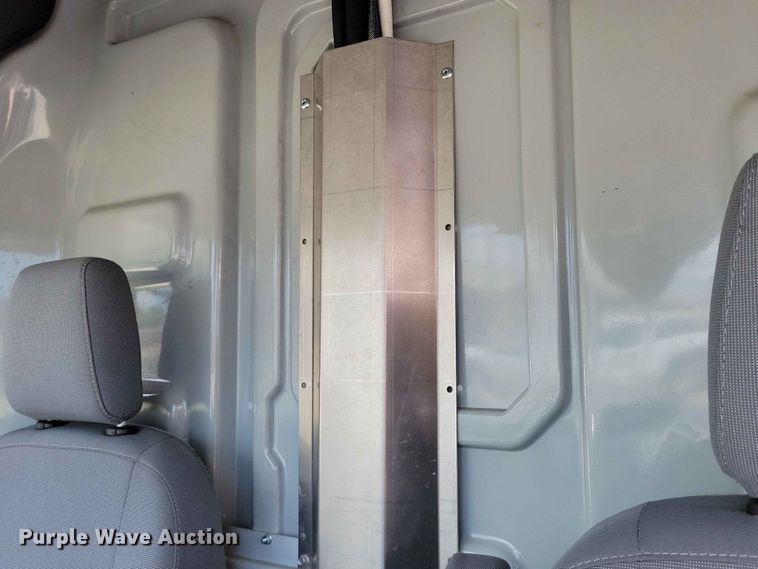 image for item EE1069 2018 Ford Transit 350 van